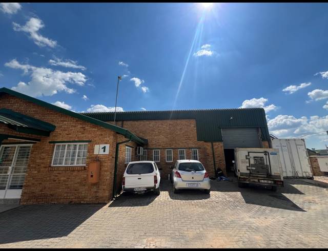 289M² WAREHOUSE TO LET IN MULDERSDRIFT